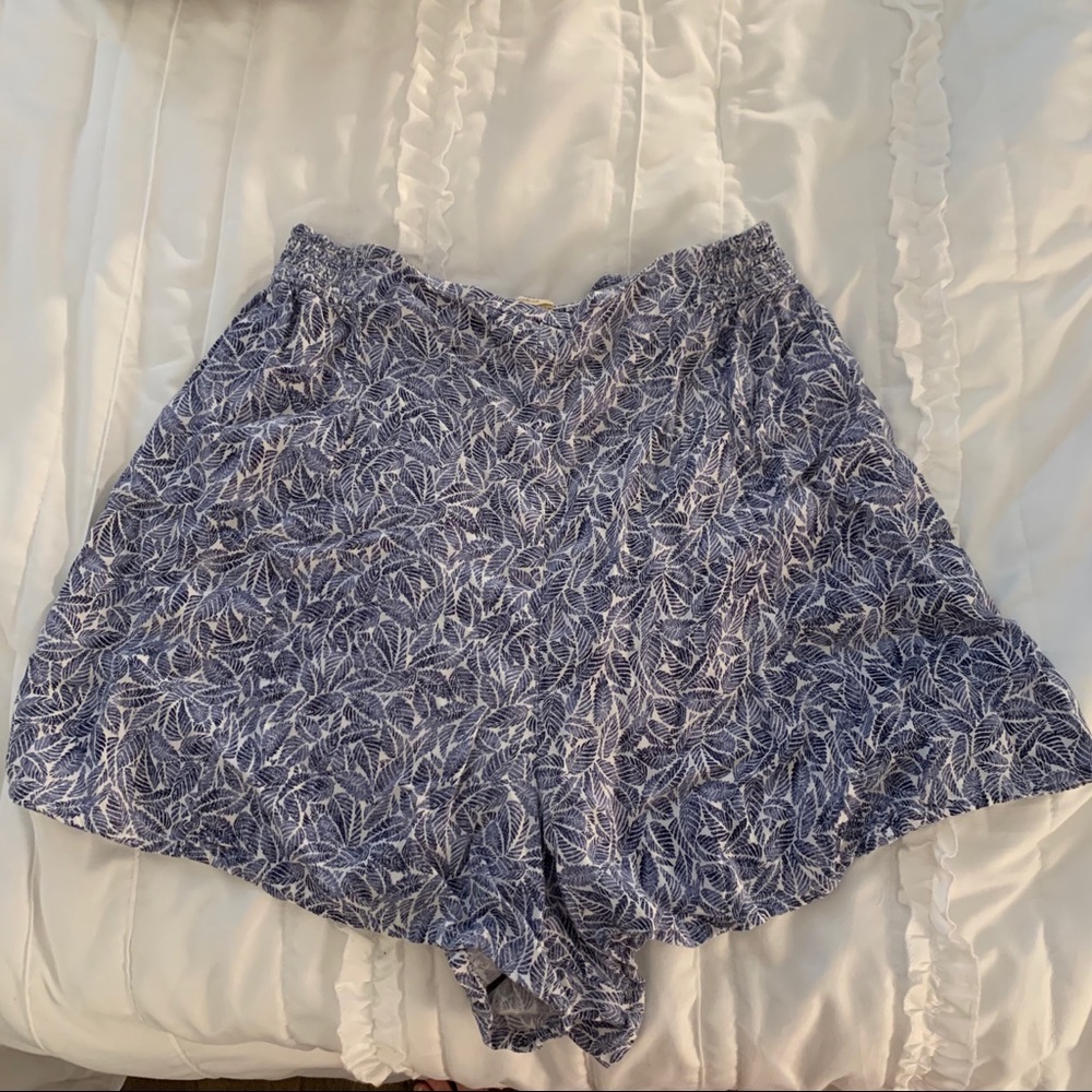 Hollister Flowy Shorts